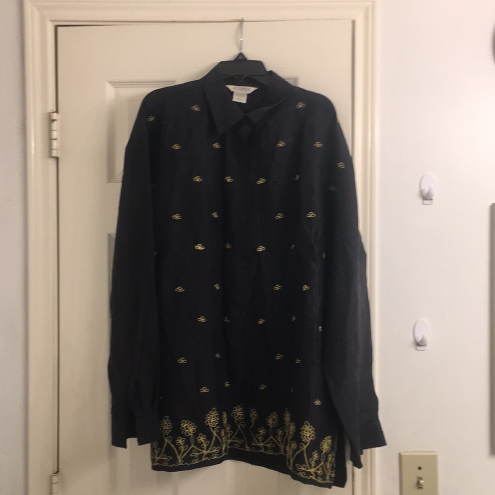 An Alison Taylor 2 piece button up and a skirt